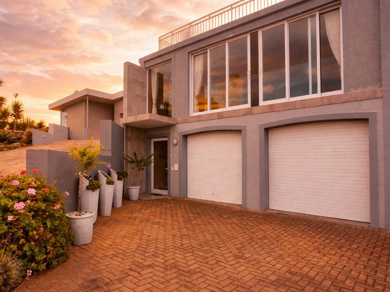 4 Bedroom Property for Sale in Pinnacle Point Golf Estate Western Cape